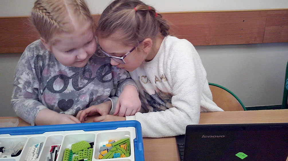 Uczniowie klasy 2 na „Zlocie Młodych Programistów” w Ostrówku