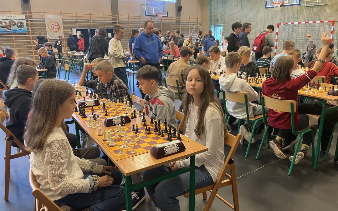 Mistrzostwa Szkół Powiatu Wołomińskiego w Szachach Drużynowych w ramach XXV Mazowieckich Igrzysk Młodzieży Szkolnej